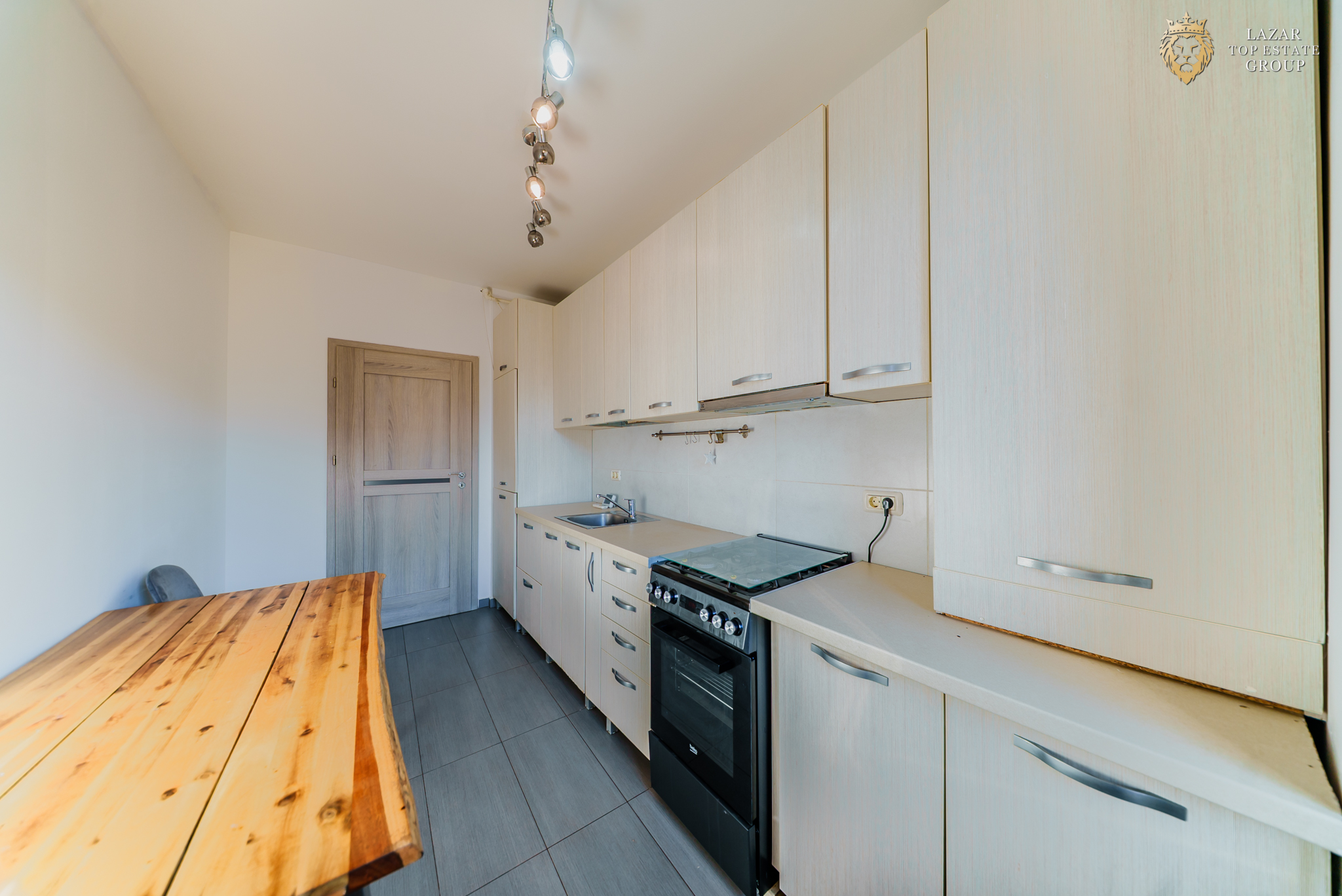 Apartament 2 camere de vânzare Polivalentă
