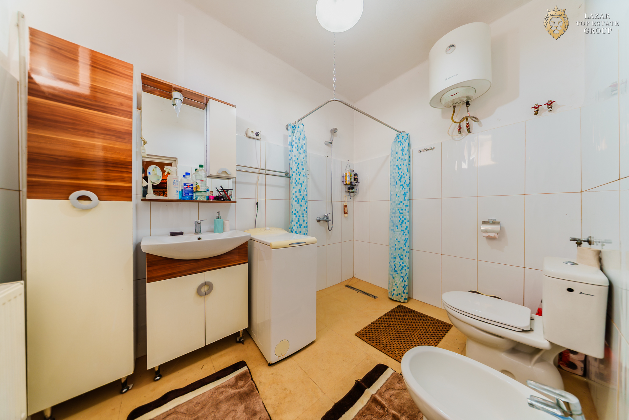 Casa 5 camere Fantanele de vanzare