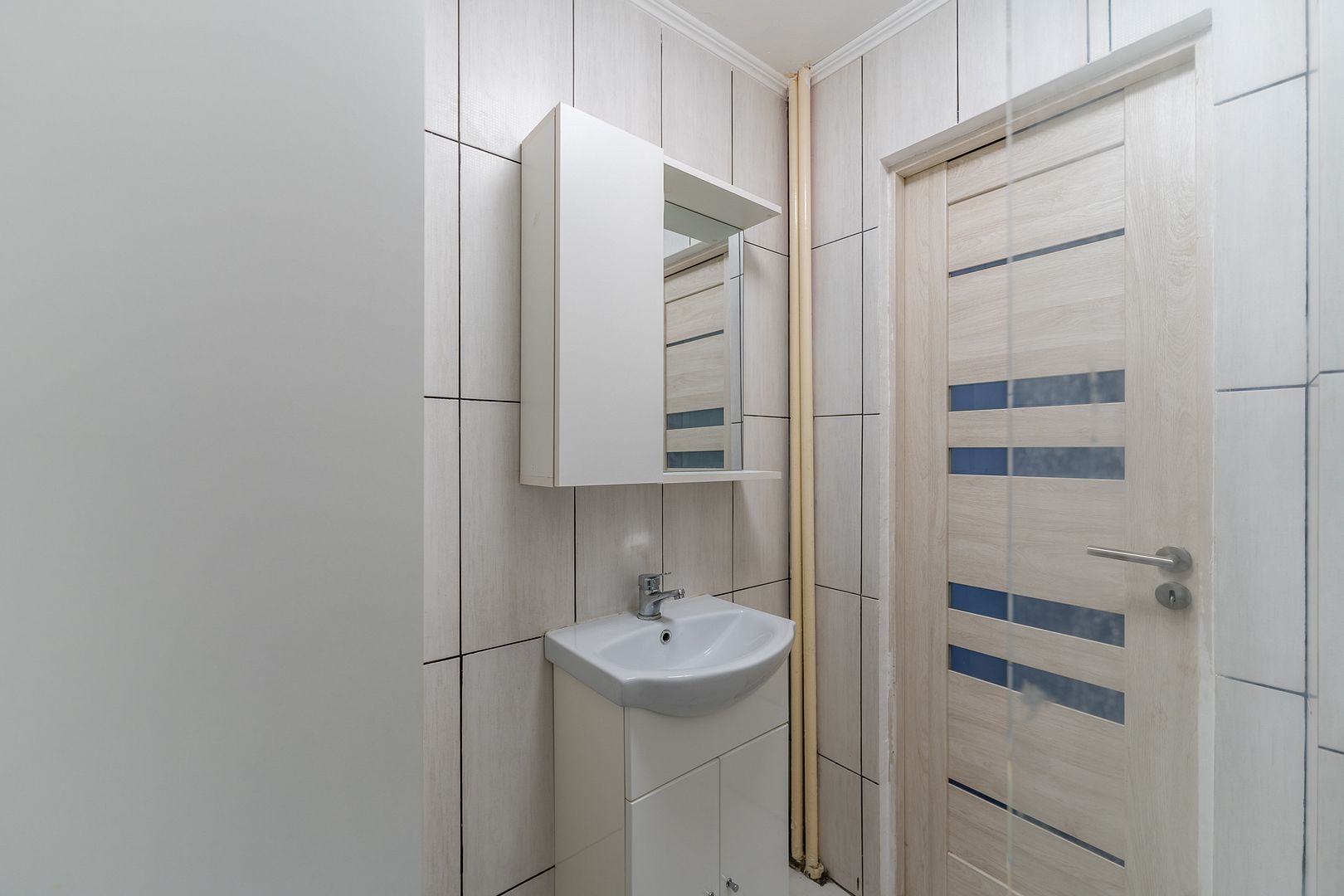 Apartament 3 camere modern in Intim