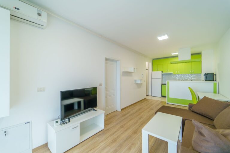 Apartament Adora 2 camere de inchiriat