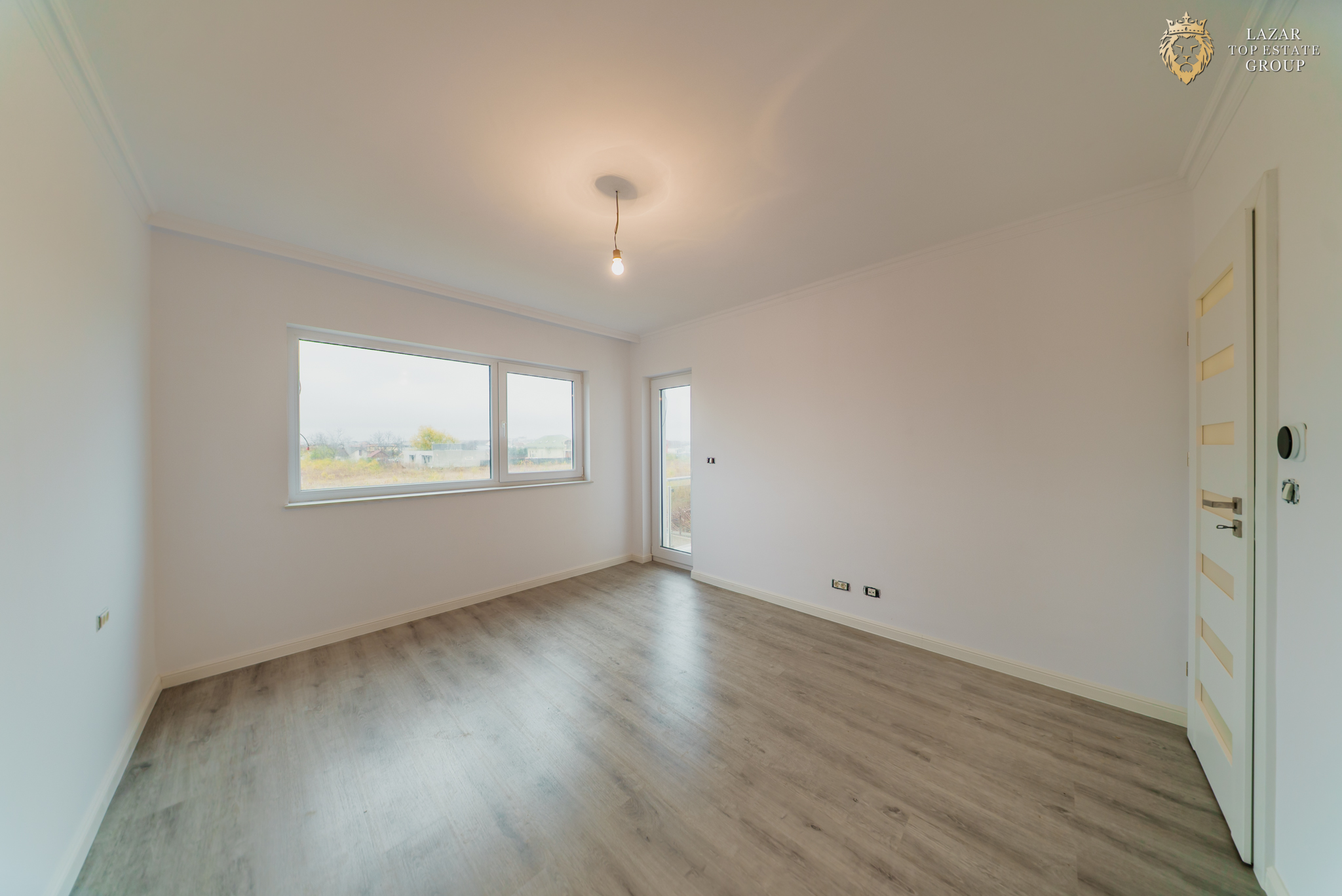 Vila noua 5 camere de vanzare in Gai