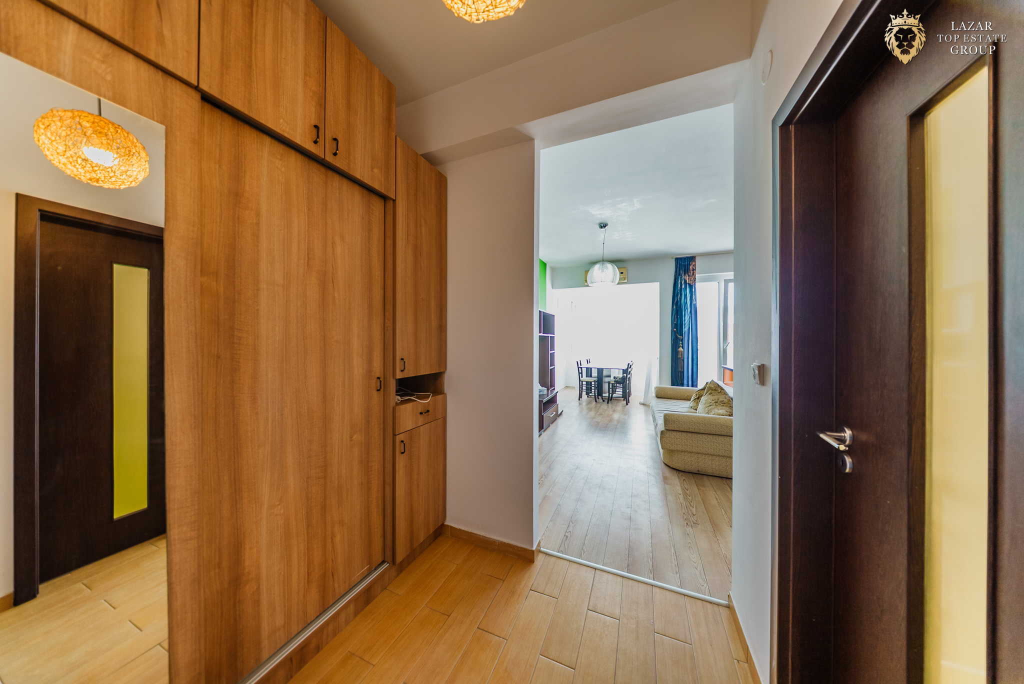 Apartament 2 camere modern la Ared UTA