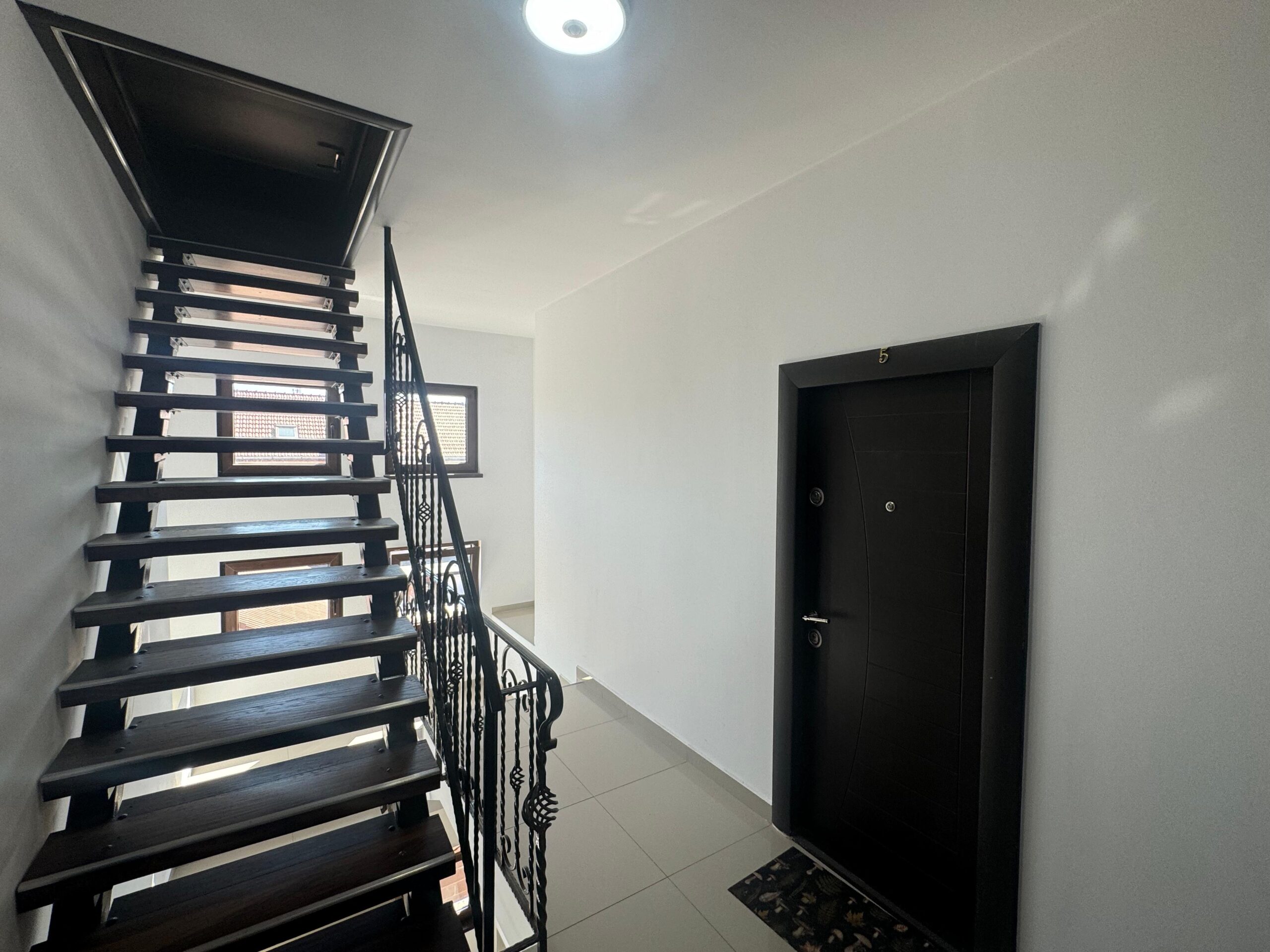Apartament modern 2 camere de inchiriat in Micalaca