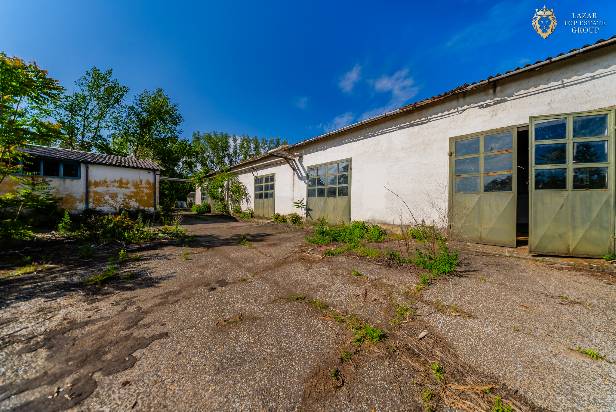 Cladire industriala de vanzare cu potential 3,5 ha in Batania
