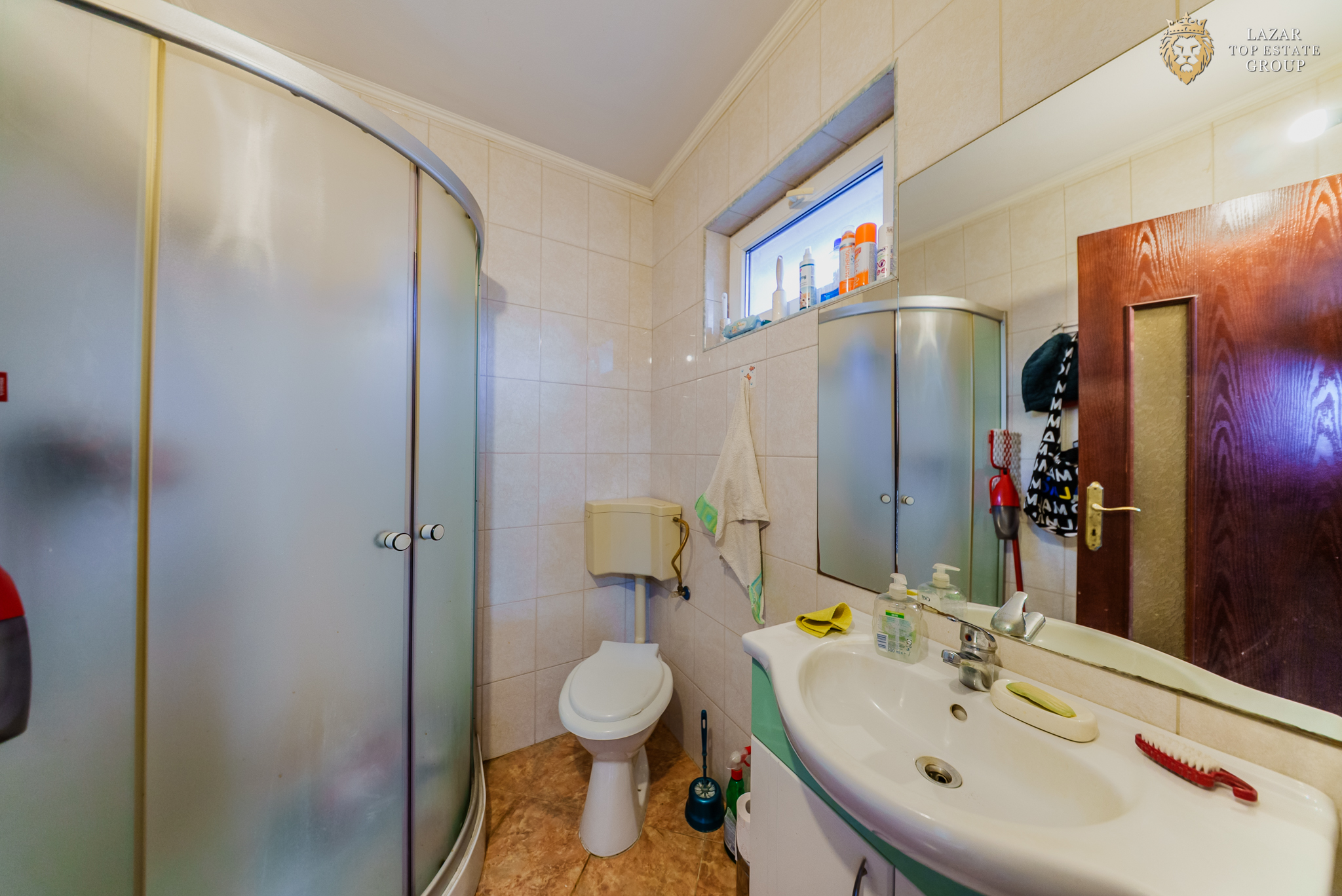 Vilă 5 camere de Vanzare Chișineu-Criș