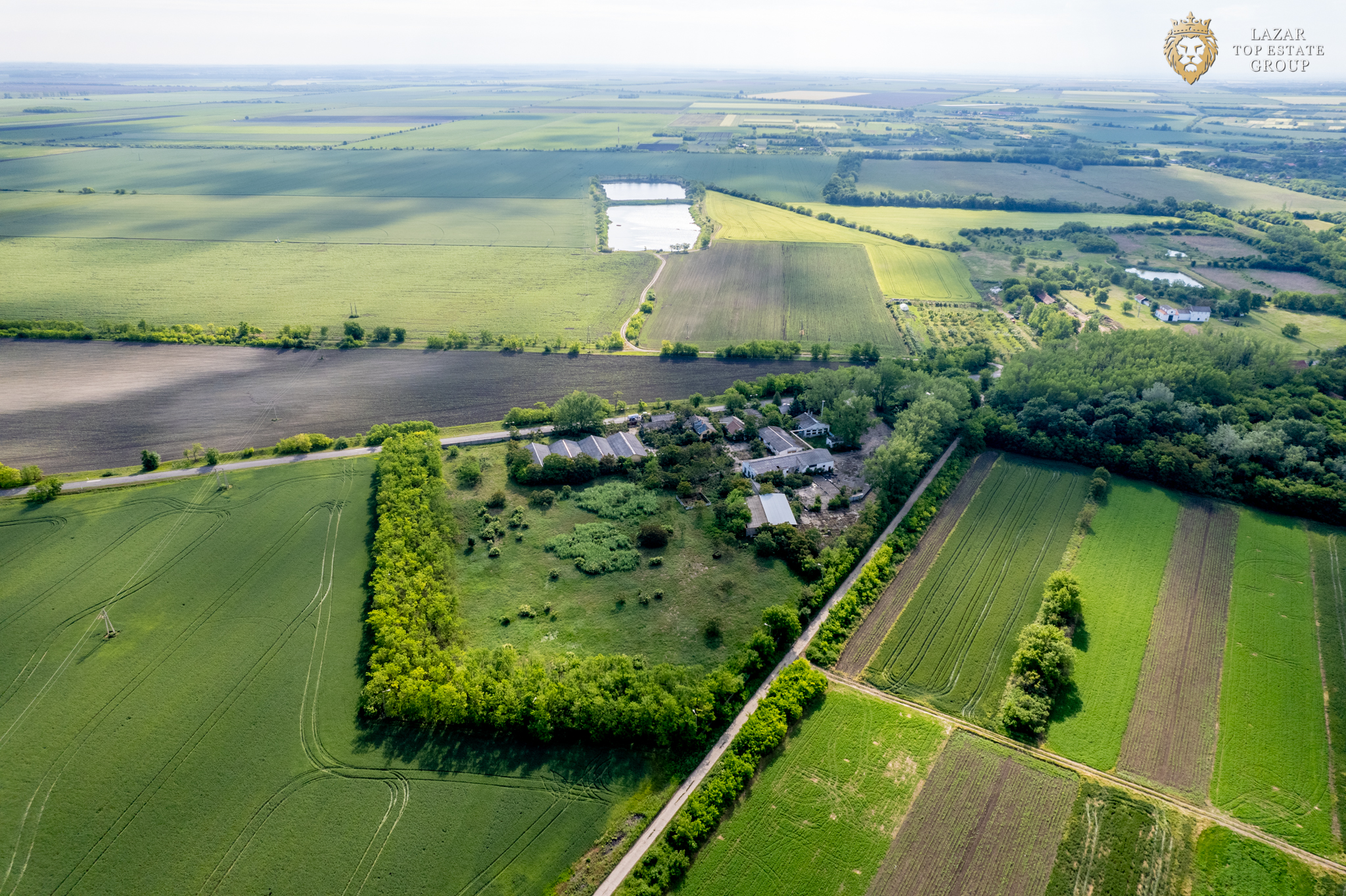 Cladire industriala de vanzare cu potential 3,5 ha in Batania