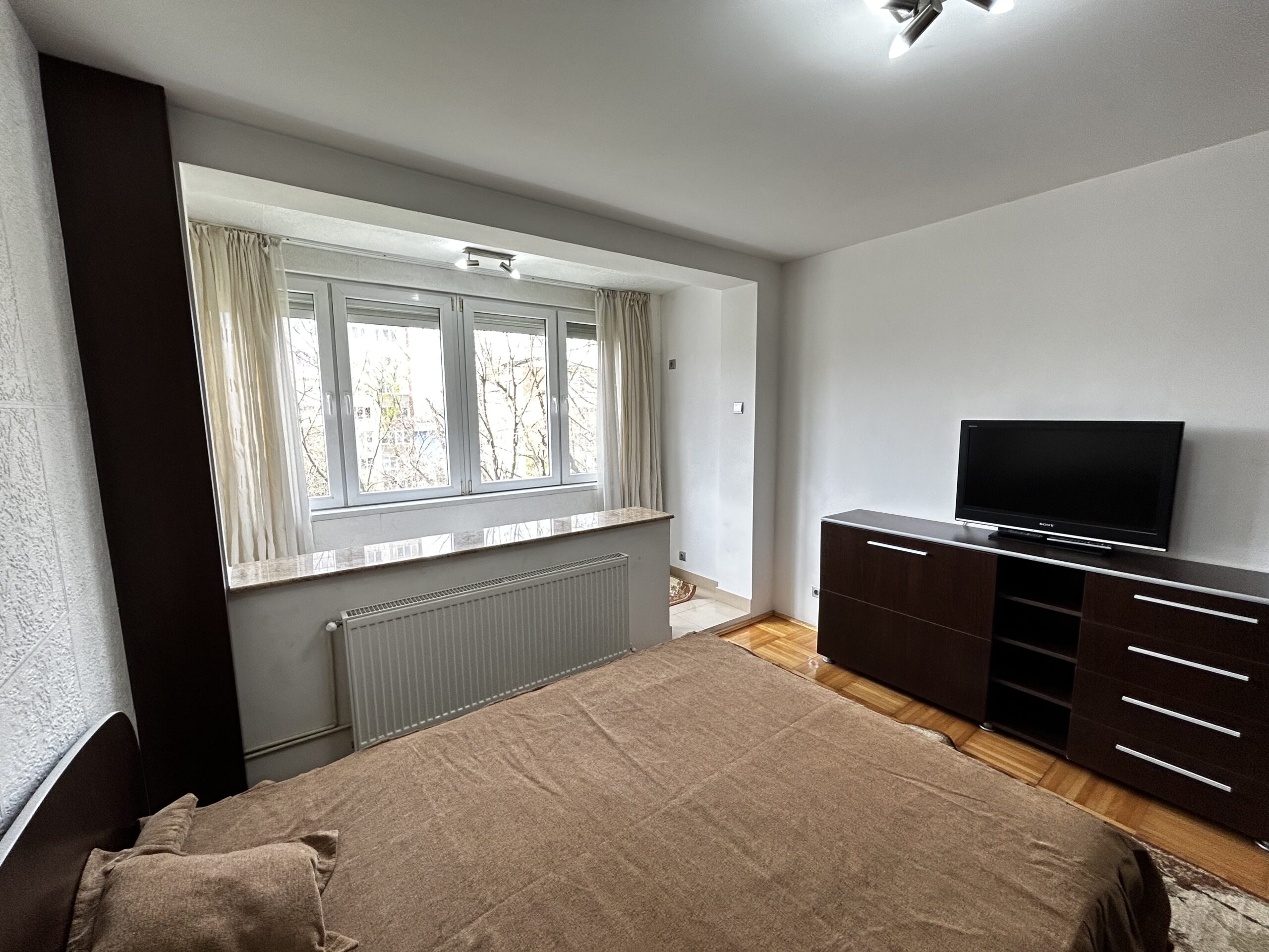 Apartament 2 camere Podgoria de inchiriat