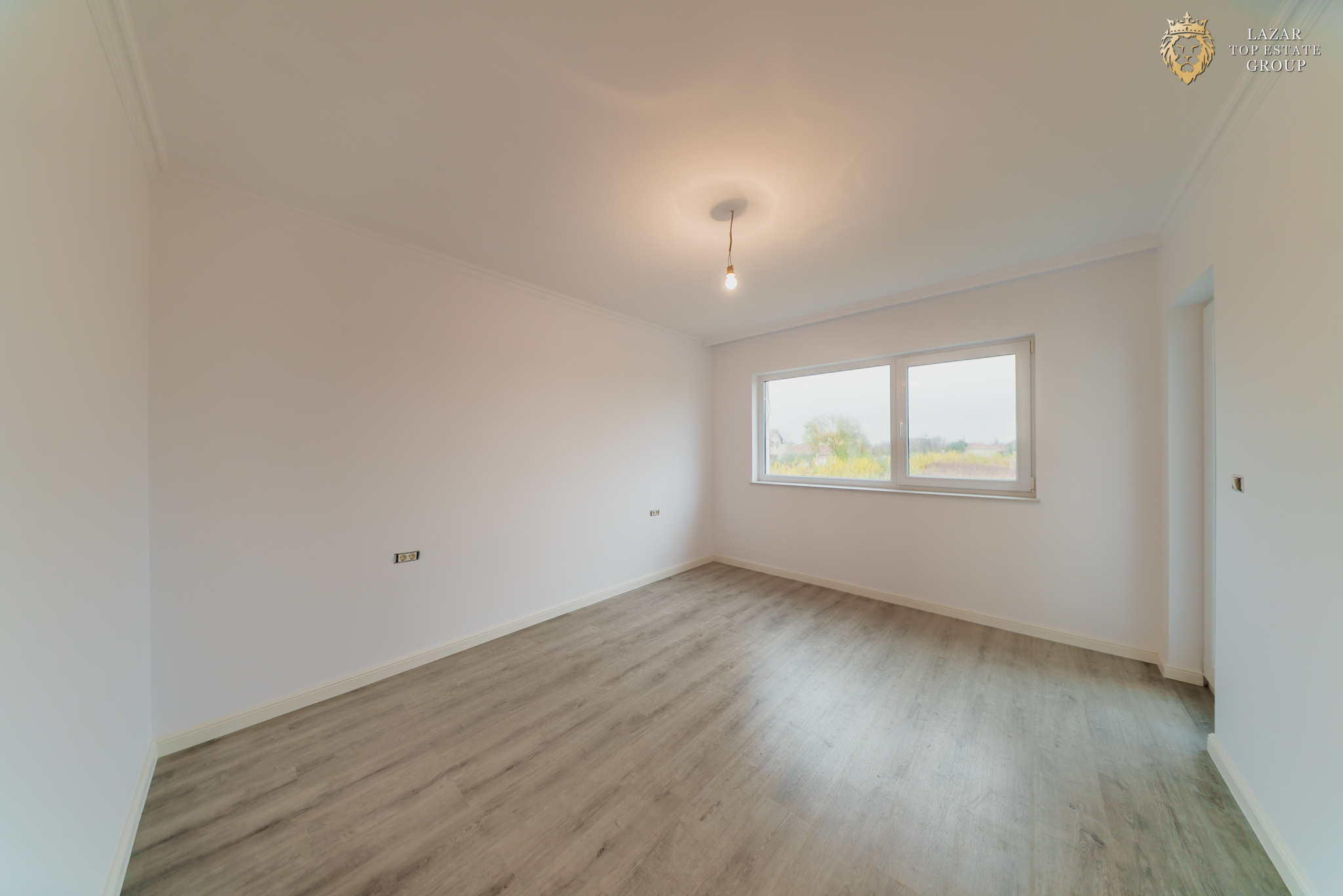 Vila noua 5 camere de vanzare in Gai