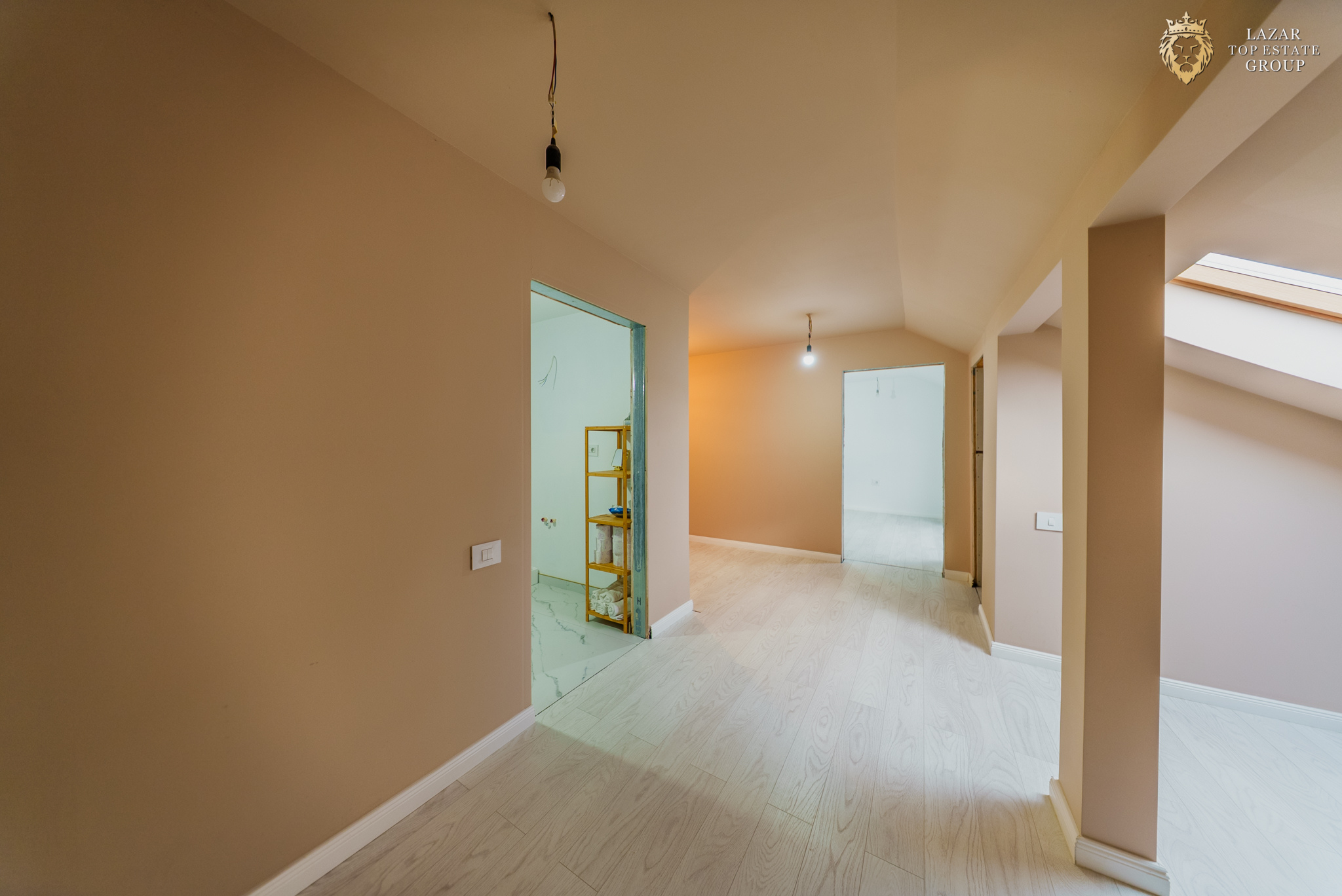 Vila moderna minimalista de vanzare in Arad