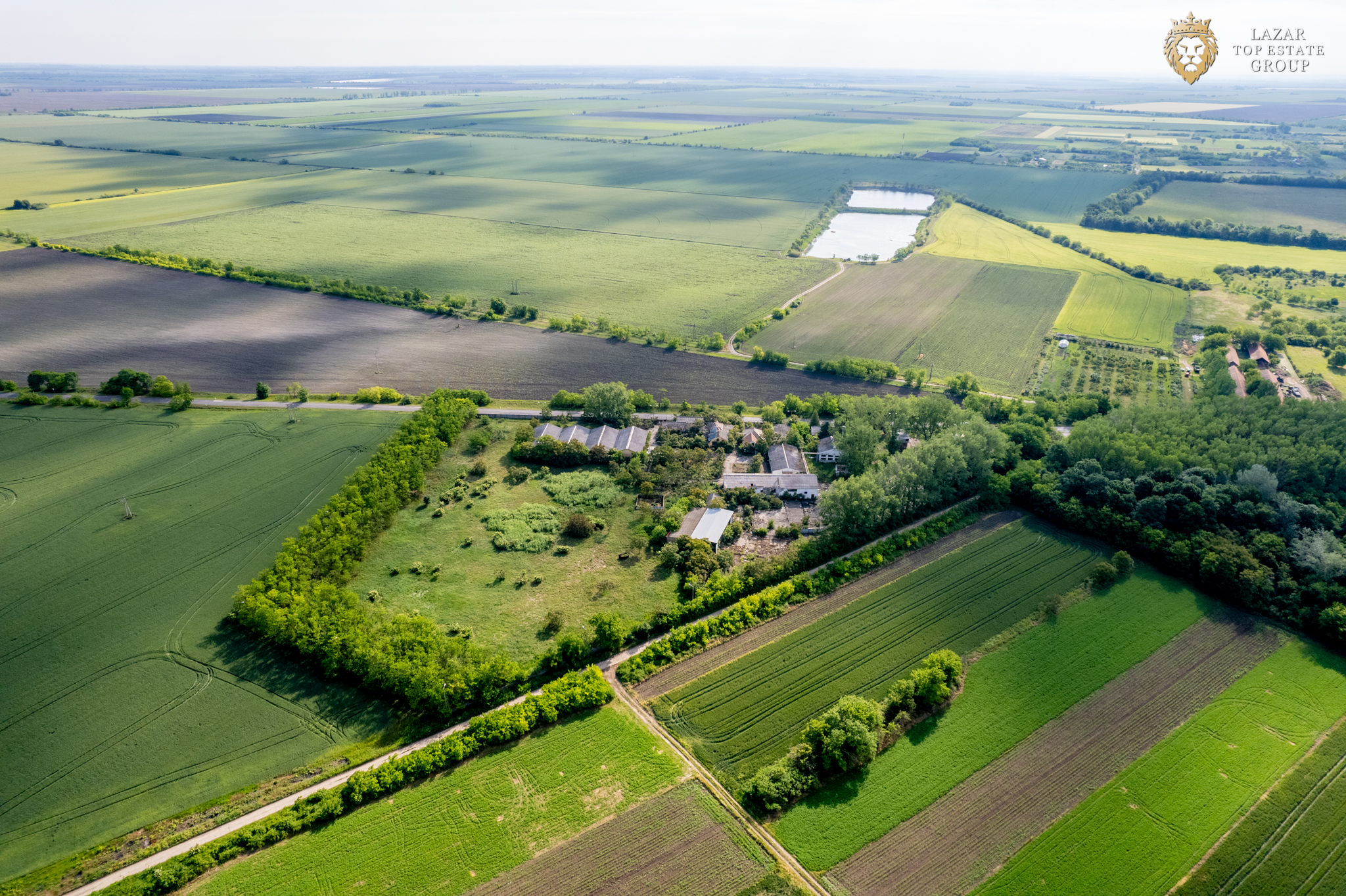 Cladire industriala de vanzare cu potential 3,5 ha in Batania