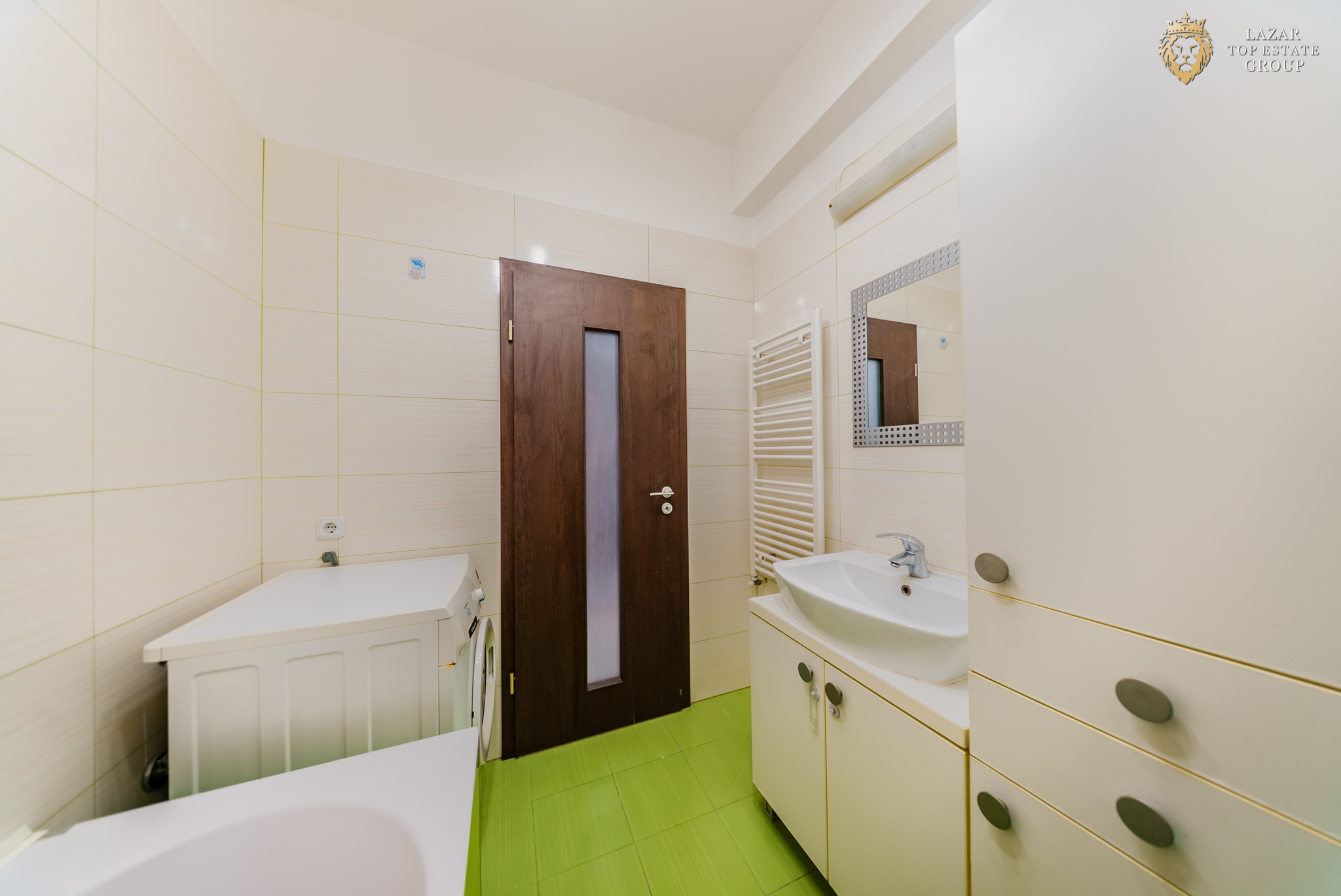 Apartament 2 camere modern la Ared UTA