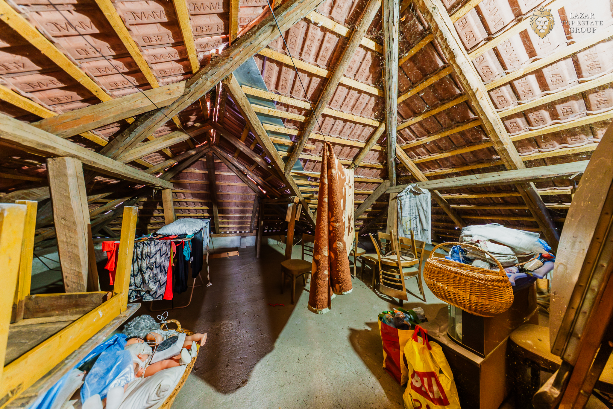 Casa 5 camere Fantanele de vanzare