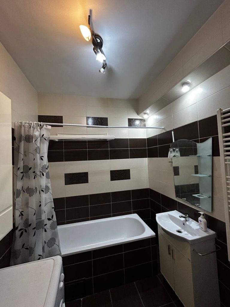 Apartament 2 camere de inchiriat, Zona UTA