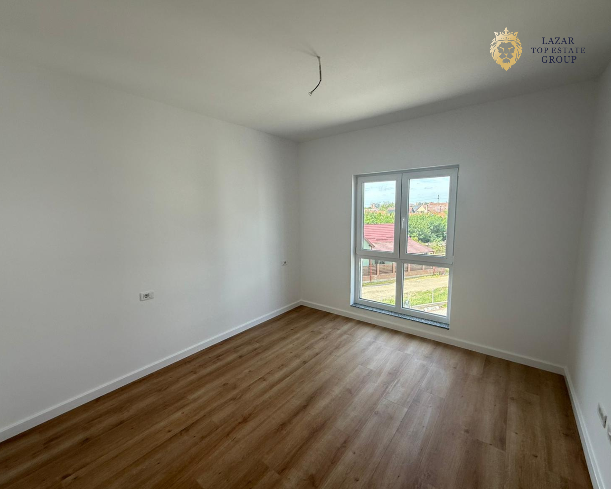Apartament de vanzare 3 camere, Zona Gradiste