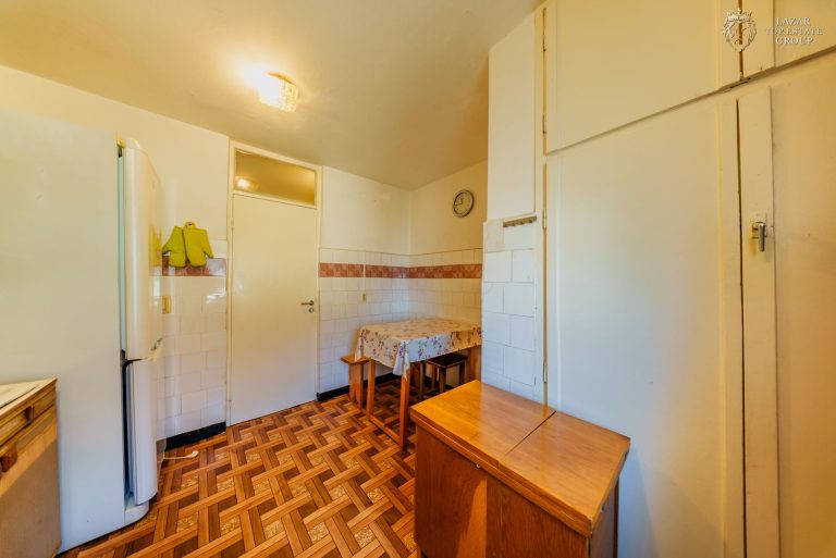 Apartament de Vanzare cu 3 Camere, Micalaca Arad