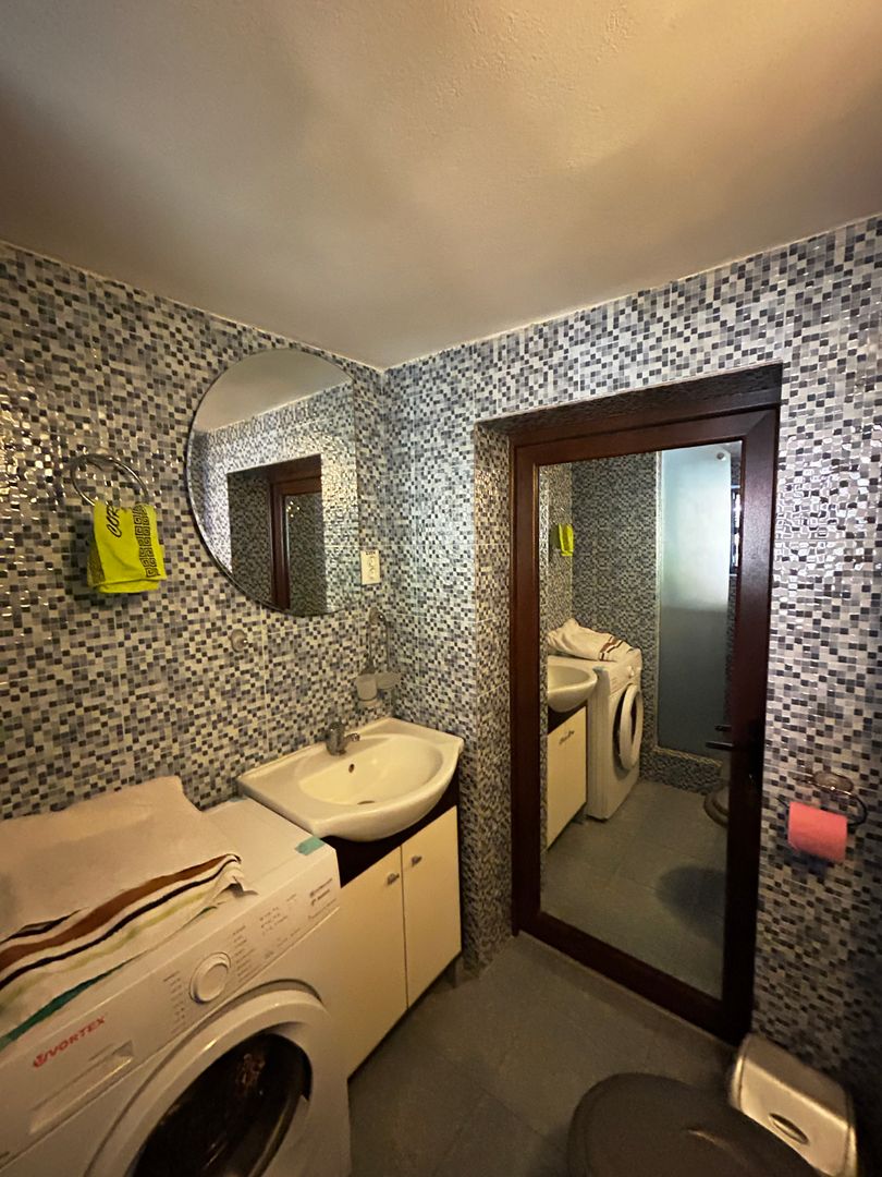 Apartament de inchiriat 2 camere, Zona Parneava