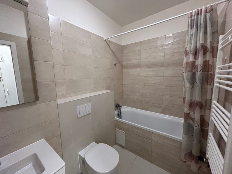 Apartament 2 camere Adora Park de inchiriat