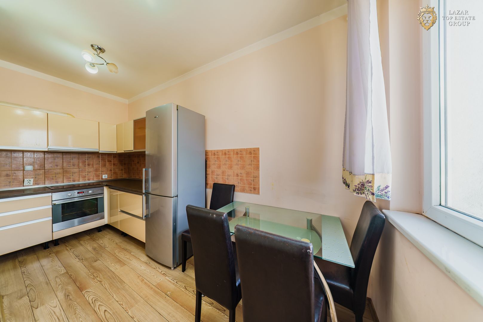 Apartament 2 camere de vanzare Ared UTA