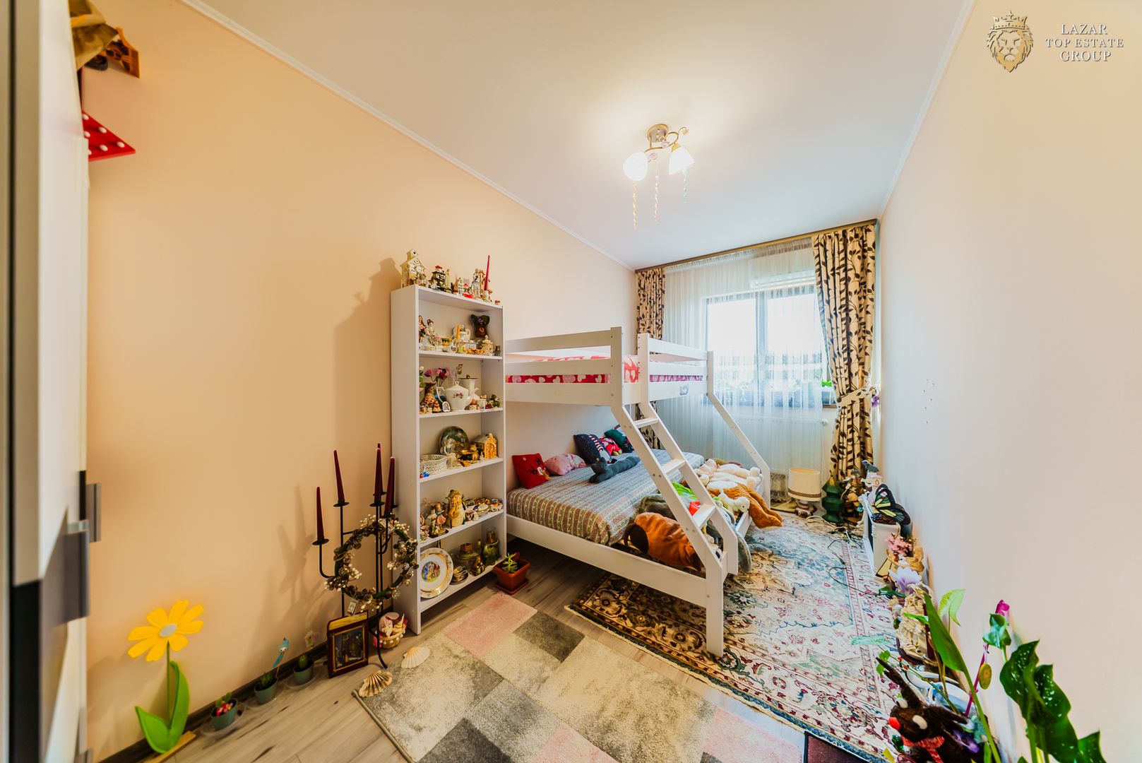 Casă premium 4 camere de vânzare