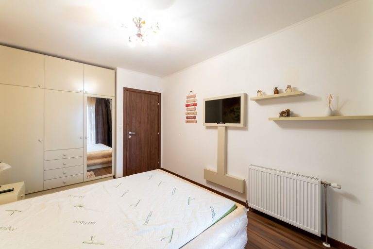Apartament modern 2 camere la Adora Park
