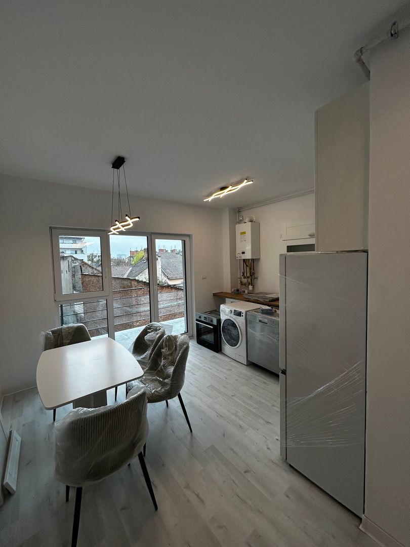 Apartament 2 camere Intim De Inchiriat Lux