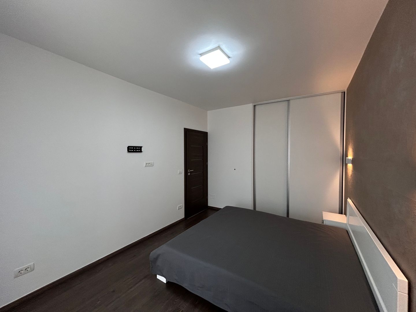 Apartament 2 camere Adora Park de inchiriat