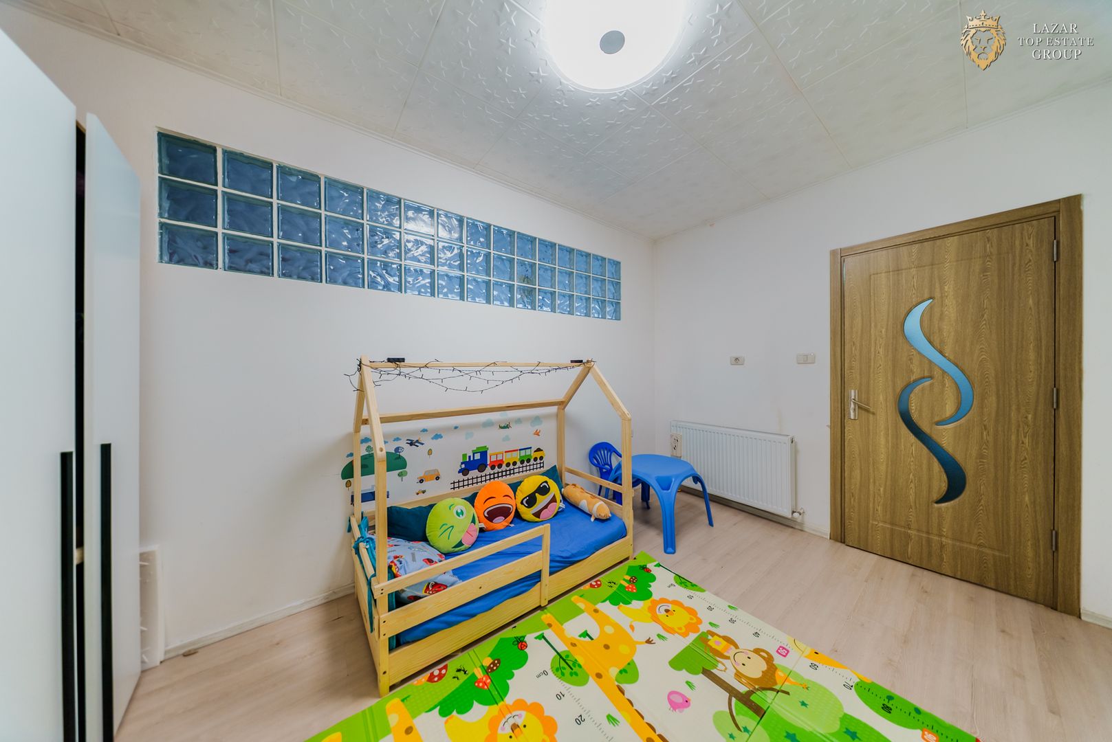 Casă 3 camere de vânzare – Cartier Verde