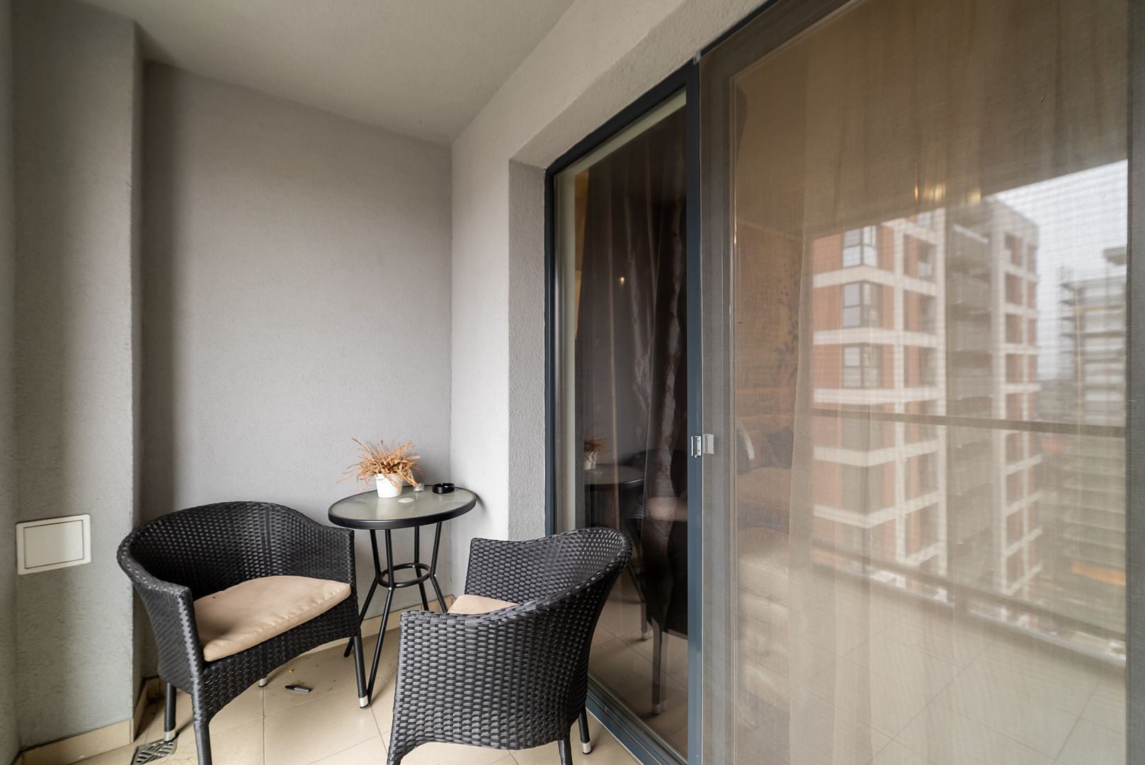 Apartament modern 2 camere la Adora Park