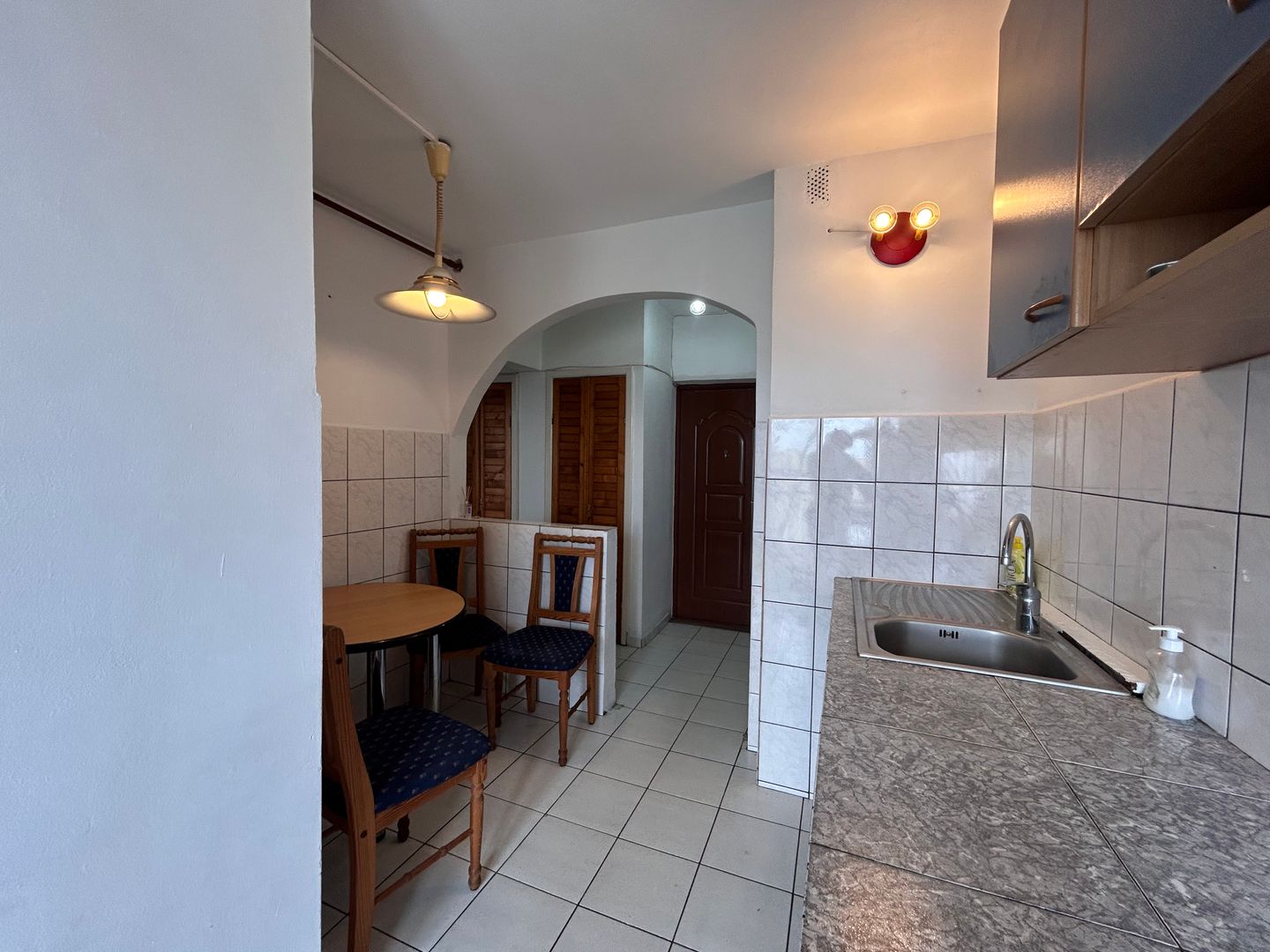 Apartament 2 camere Intim de inchiriat