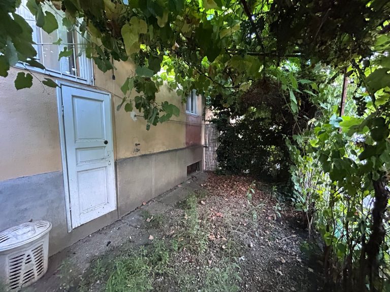Apartament 2 camere Confectii de inchiriat