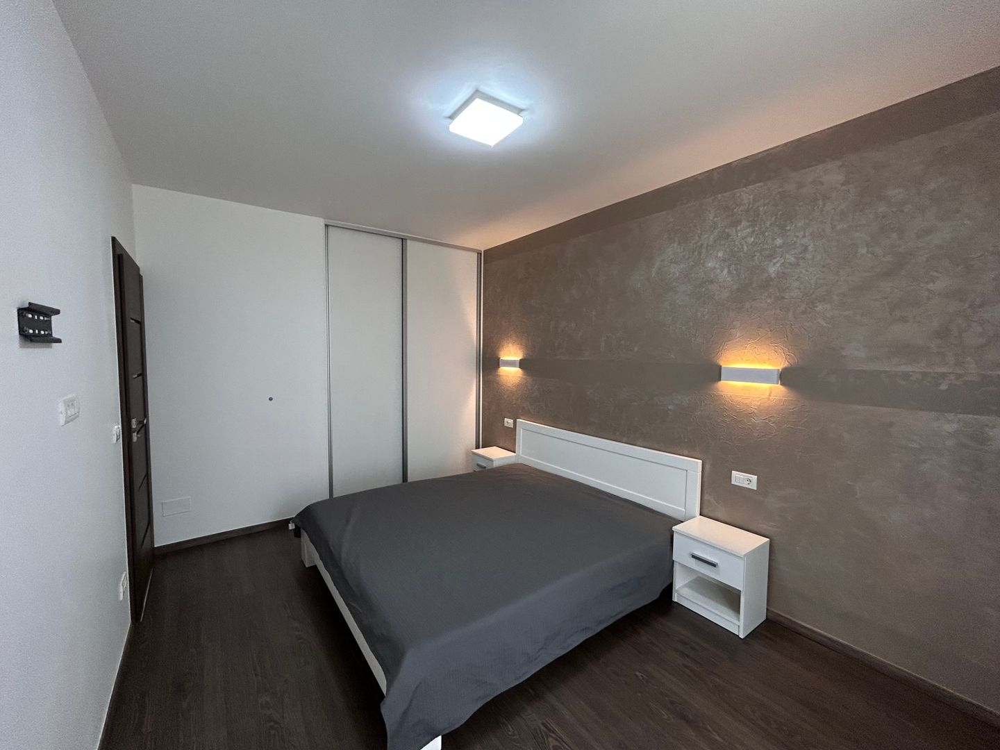 Apartament 2 camere Adora Park de inchiriat