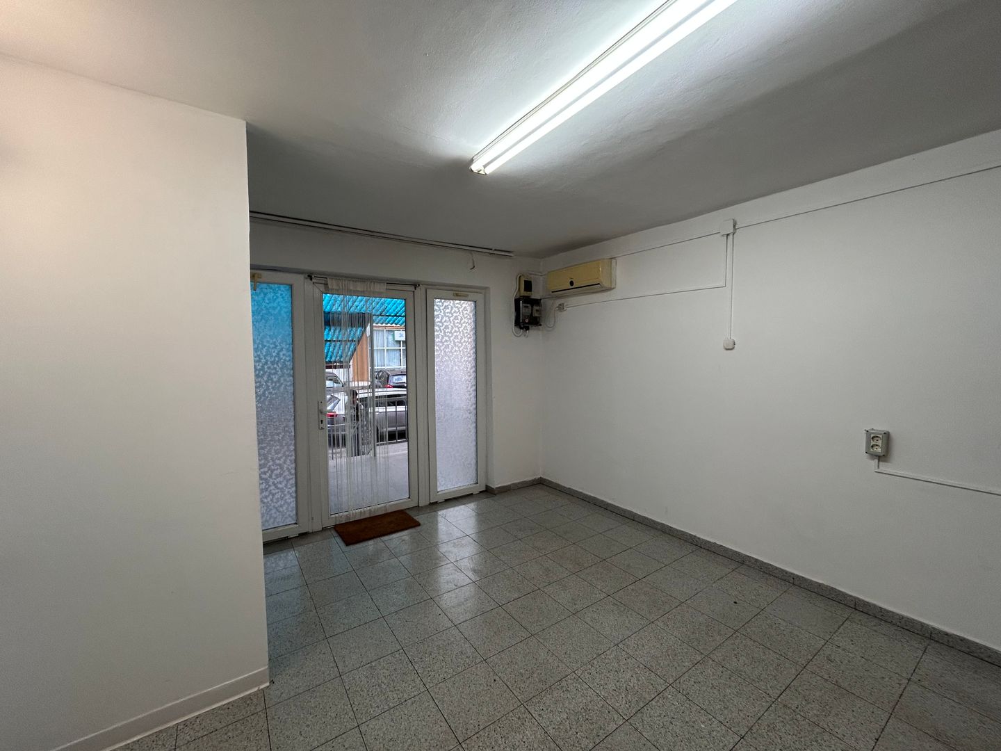 Spatiu comerical Confectii de inchiriat