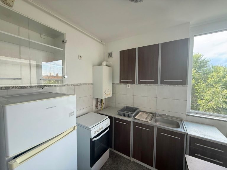 Apartament 1 camera Ared Kaufland de inchiriat