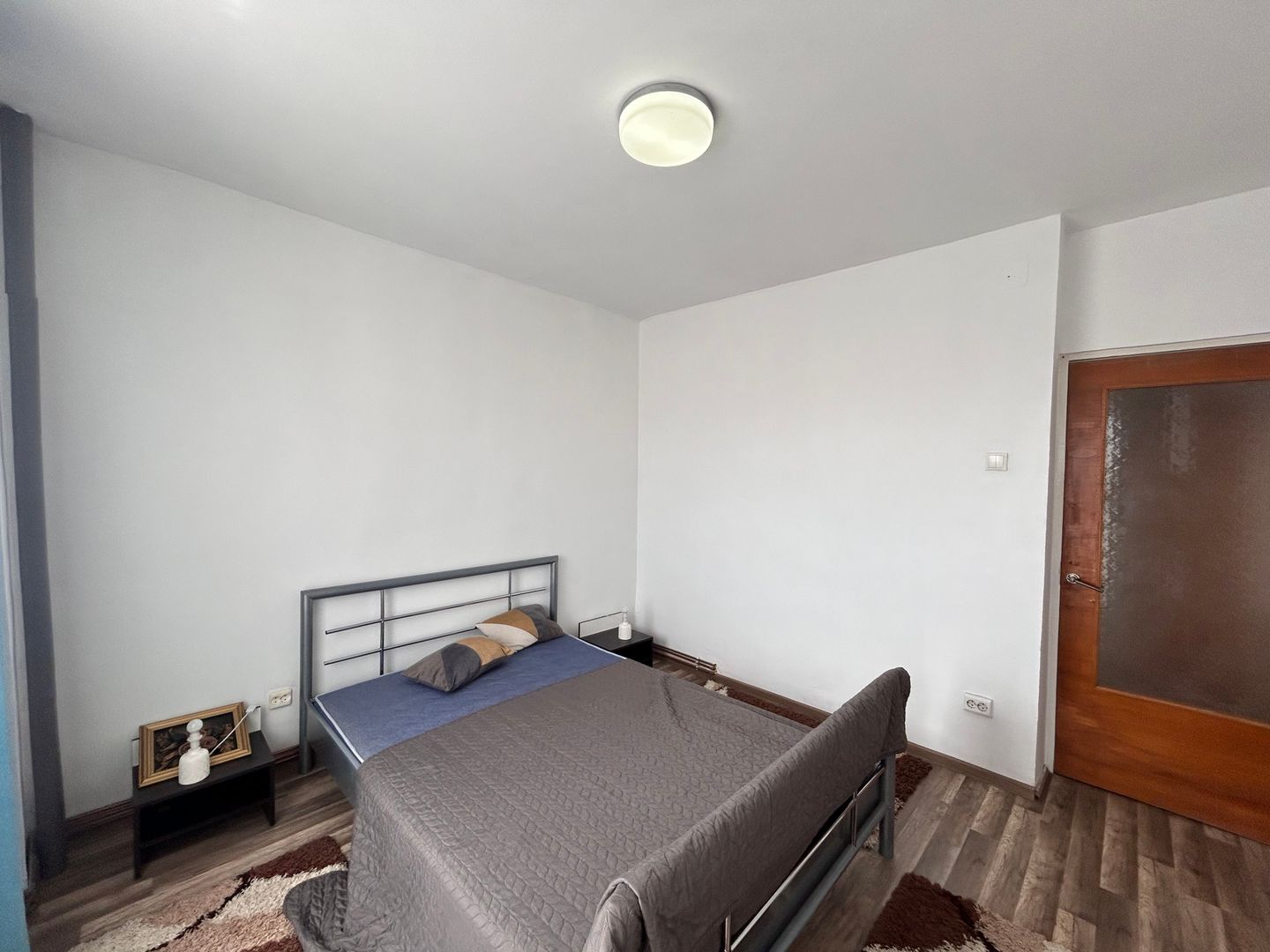 Apartament 2 camere Intim de inchiriat