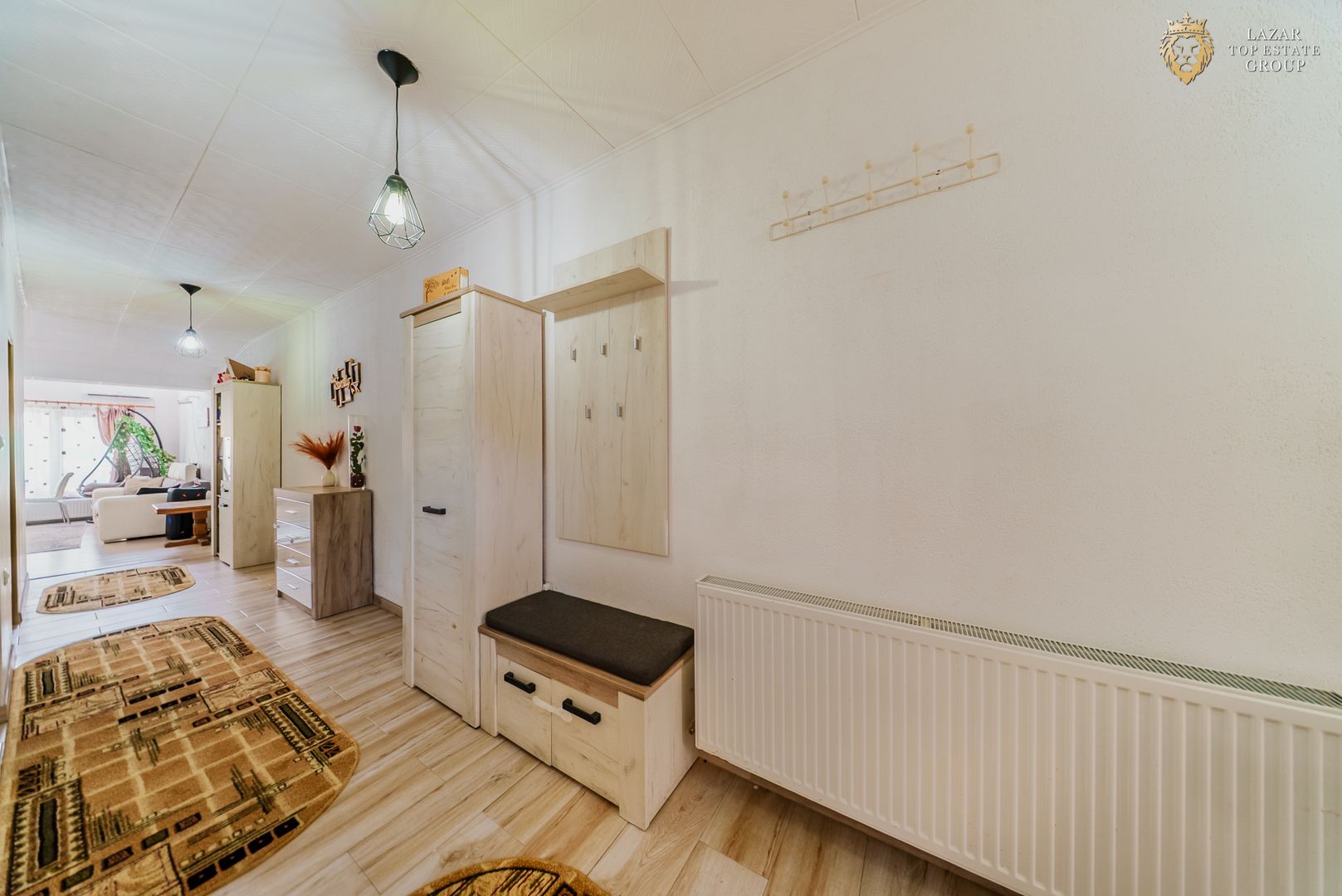 Casă 3 camere de vânzare – Cartier Verde