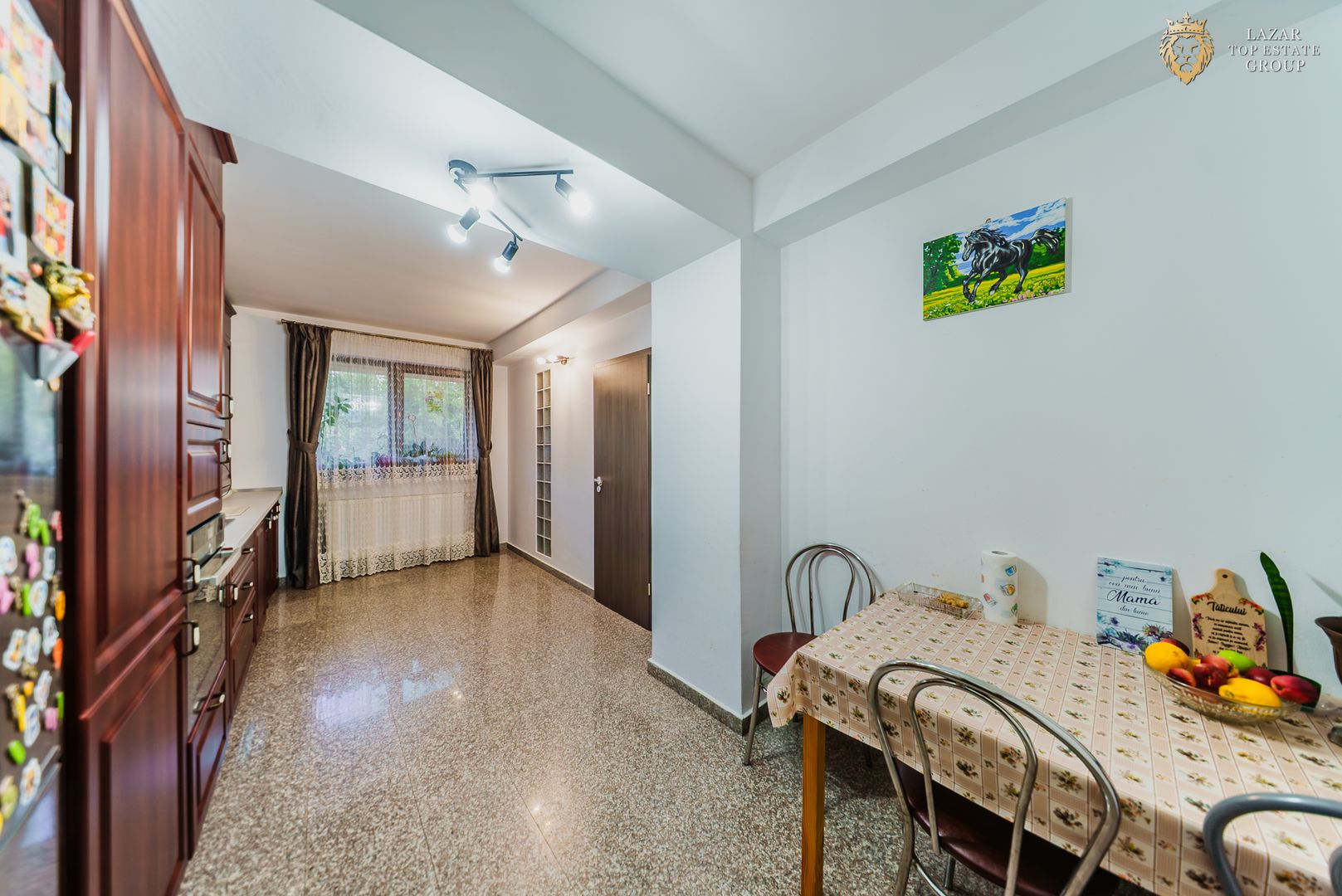 Casă premium 4 camere de vânzare