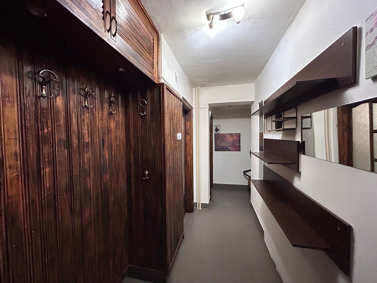 Apartament 2 camere Confectii de inchiriat