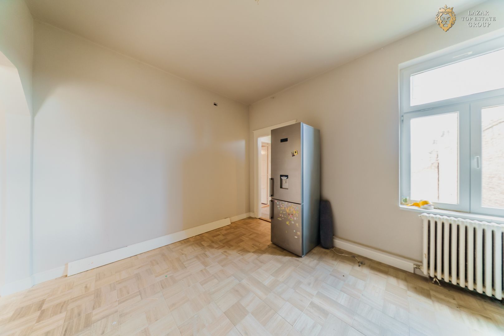 Apartament ultracentral 4 camere de vanzare
