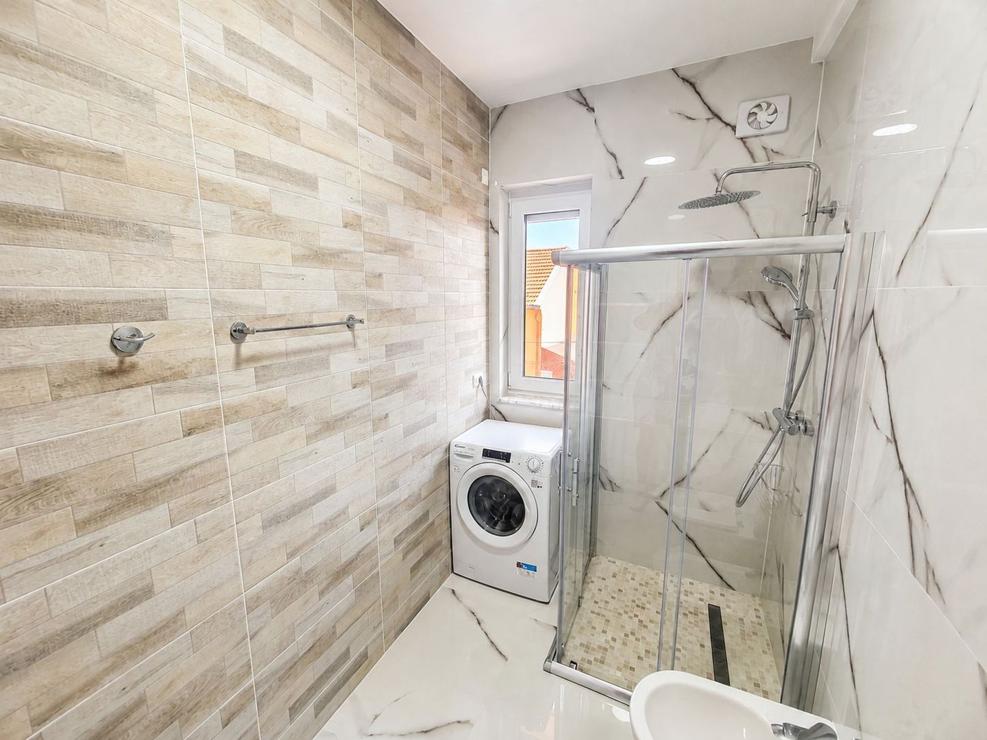 Apartament lux 2 camere in Gradiste