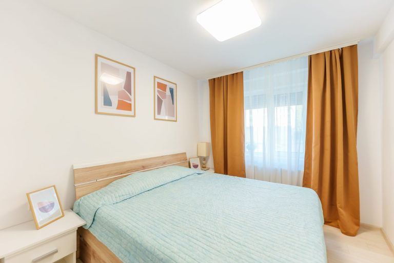 Apartament la casa de inchiriat zona centrala