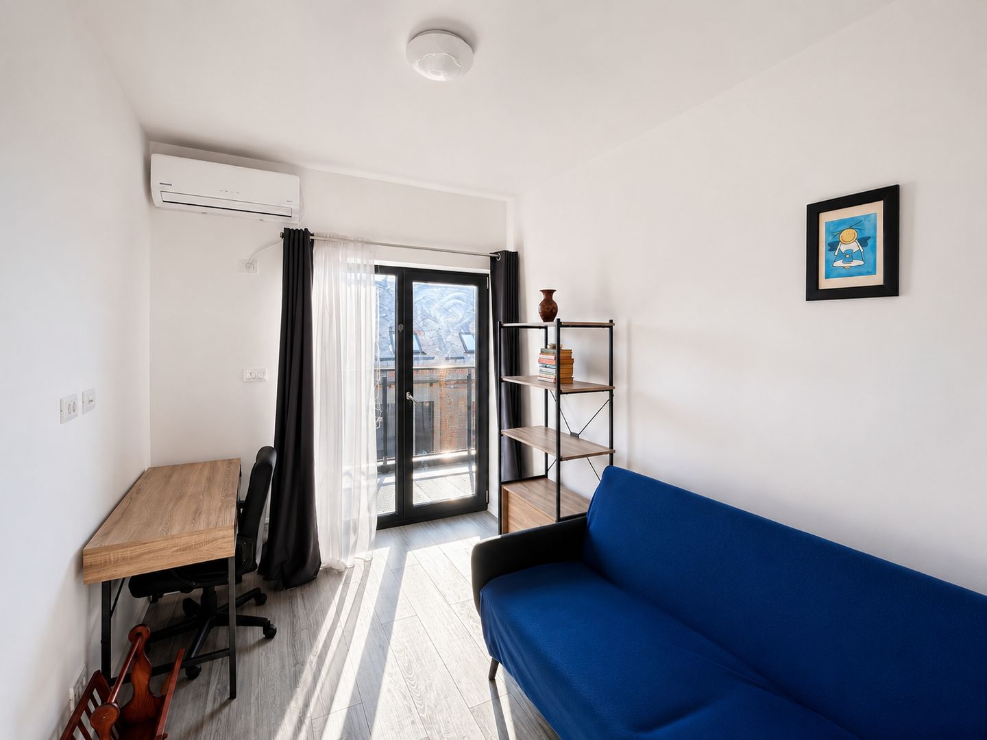 Apartament 3 camere de închiriat Central
