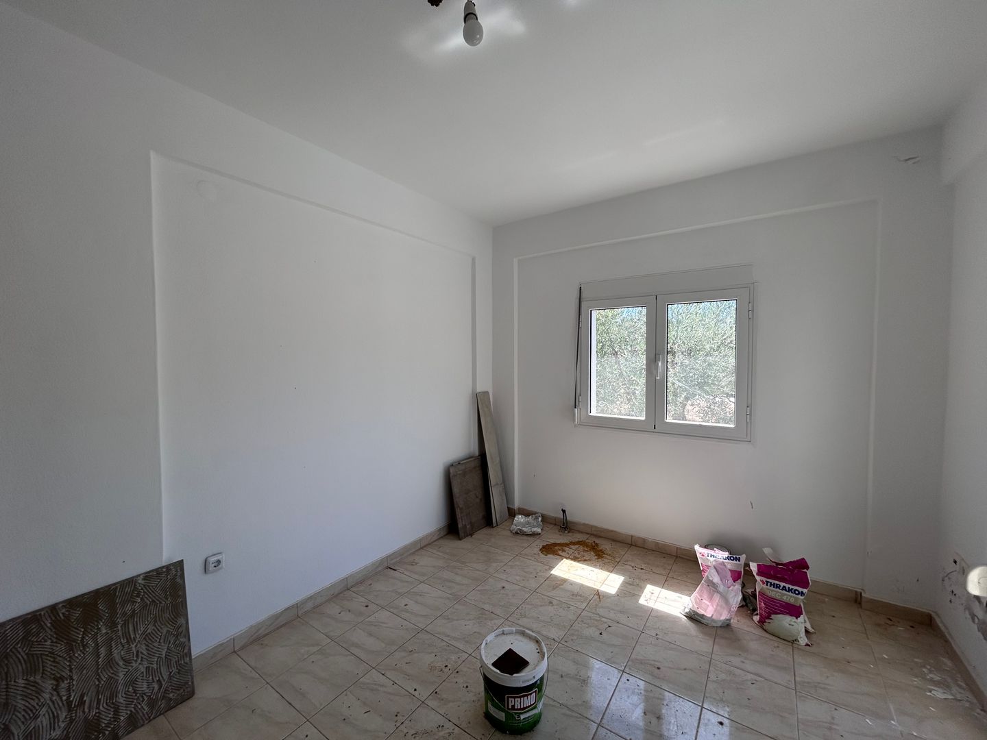 Complex exclusivist cu 3 vile individuale în Paralia Ofriniou Grecia