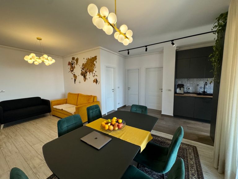 Apartament 3 camere de inchiriat Adora Park