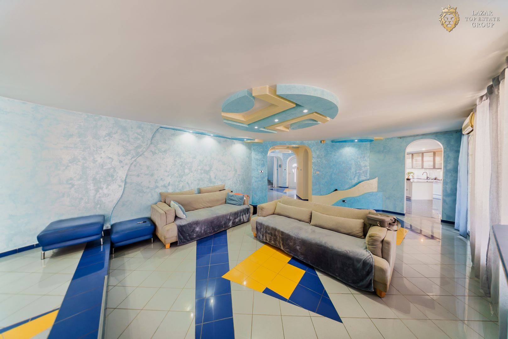 Vila zona Parneava