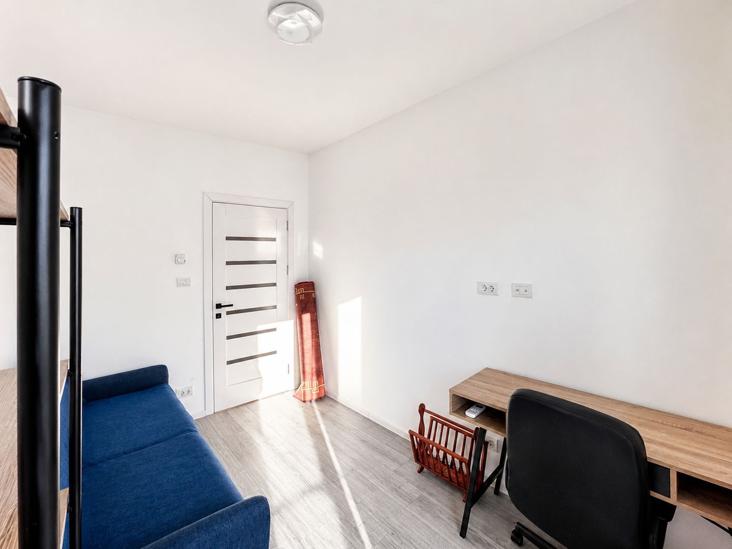 Apartament 3 camere de închiriat Central