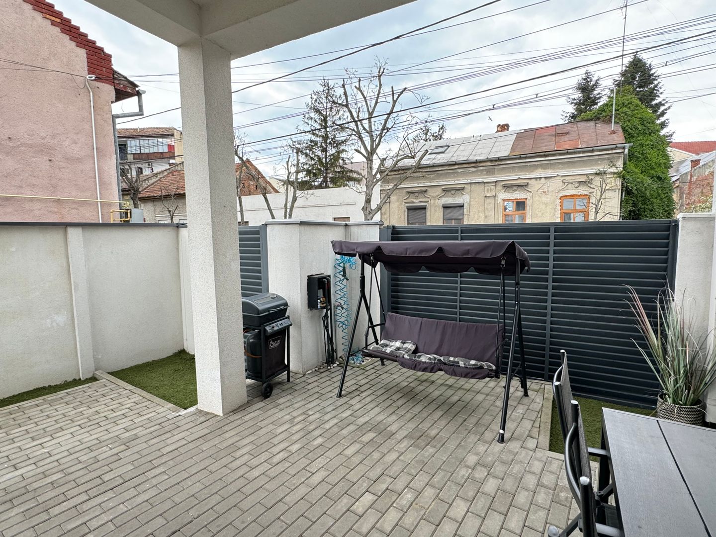 Apartament la casa de inchiriat zona centrala