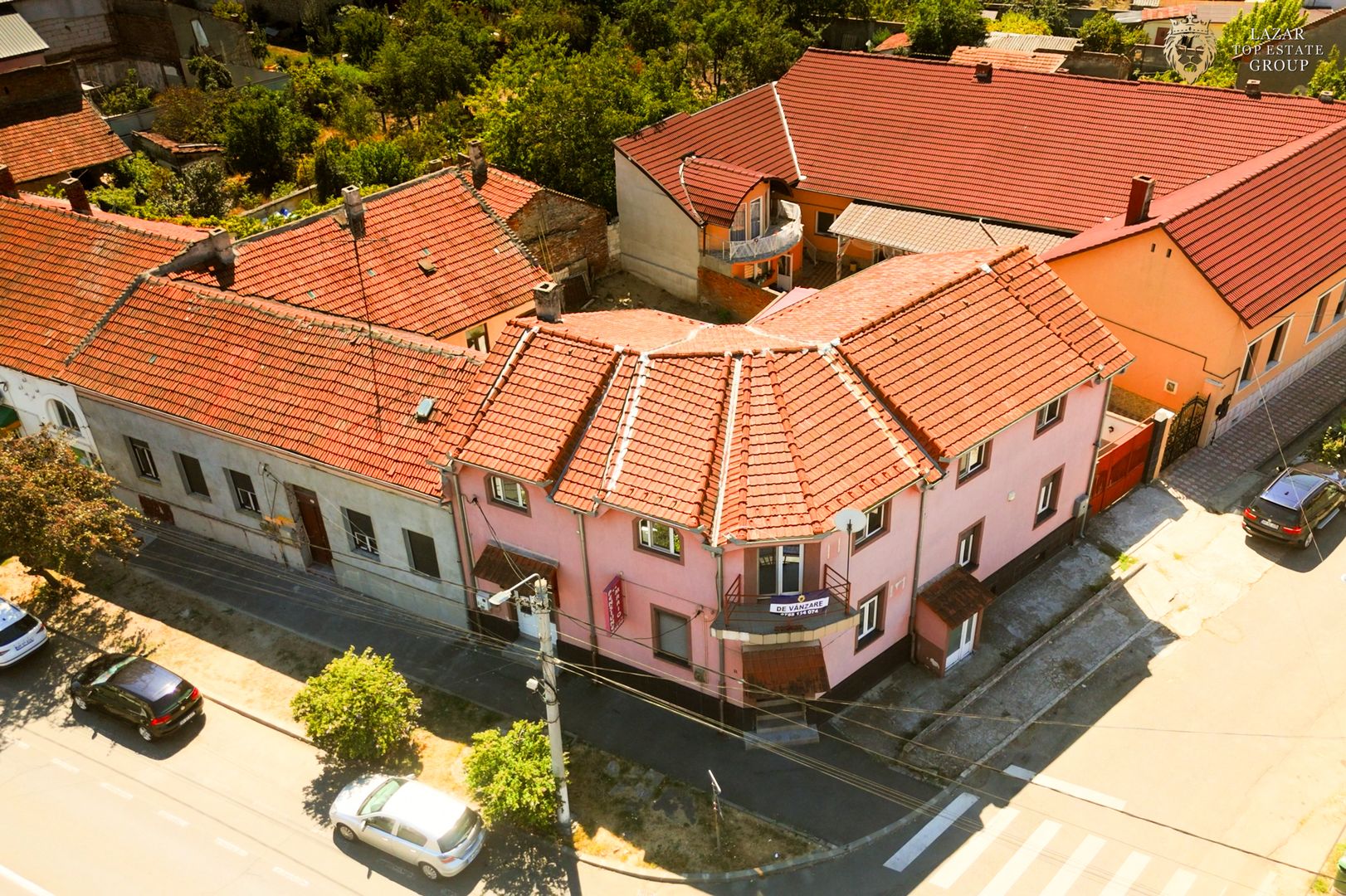Pensiune de vânzare Parneava – Afacere la cheie