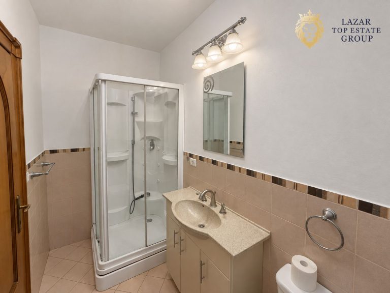 Vilă de închiriat în Grădiște | 5 dormitoare, garaj dublu