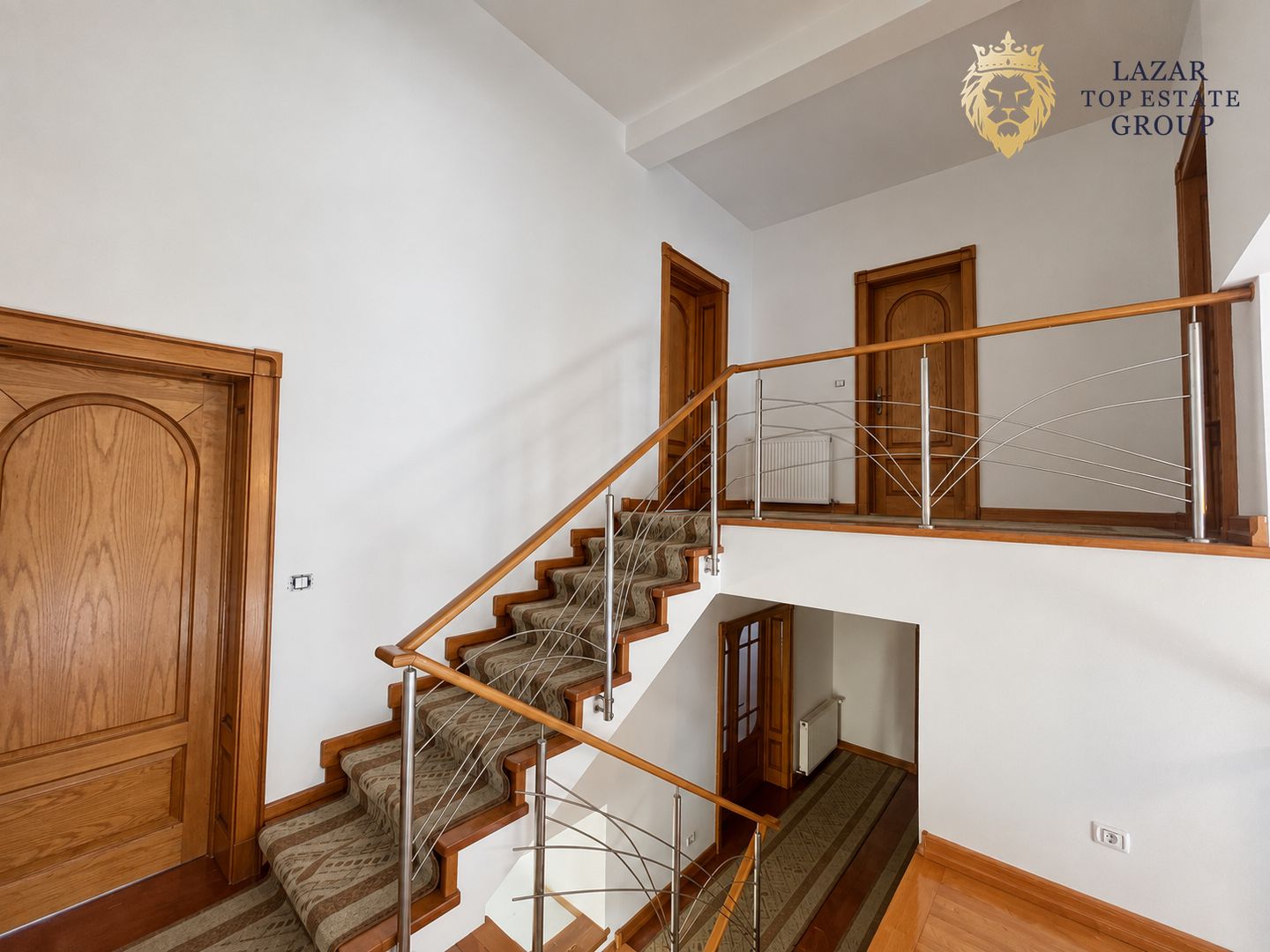 Vilă de închiriat în Grădiște | 5 dormitoare, garaj dublu