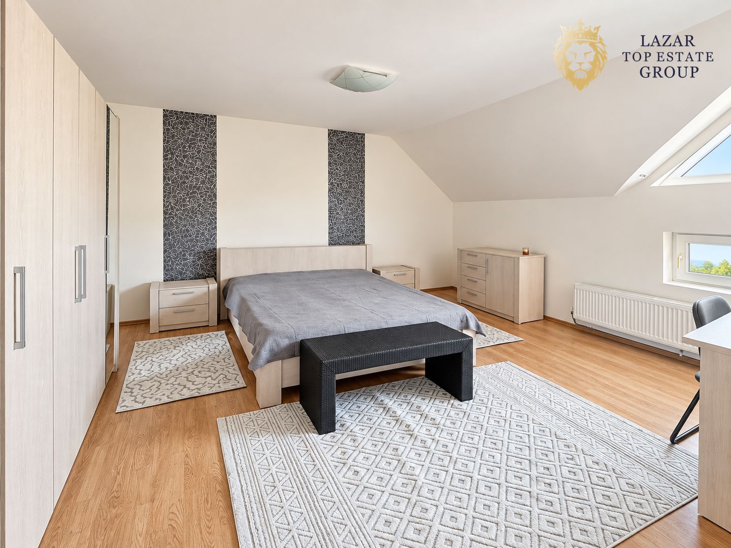 Casa de inchiriat in Parneava 4 camere